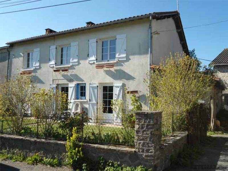 Stone House Of The Early 19th Century..