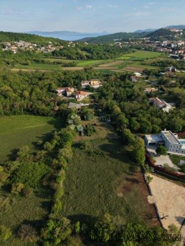 Građevinsko zemljište u centru Labina - 2