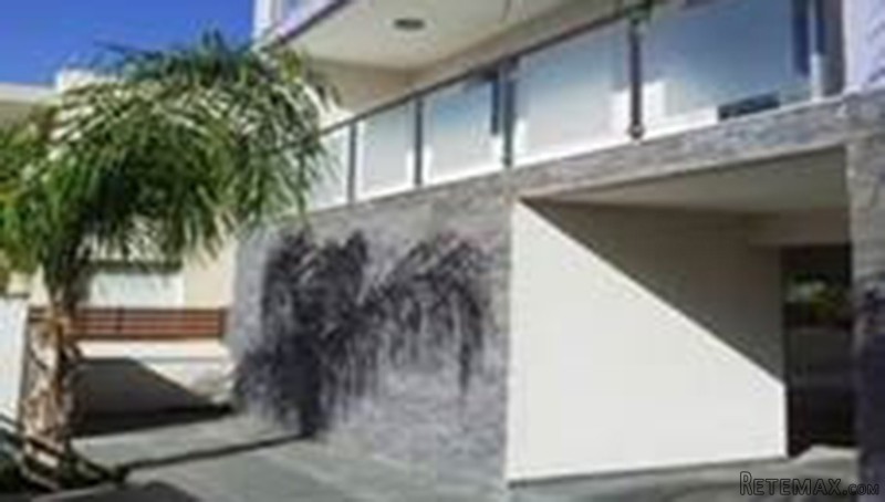 Levanda Court 2 Bedroom Plus Studio.. - 2
