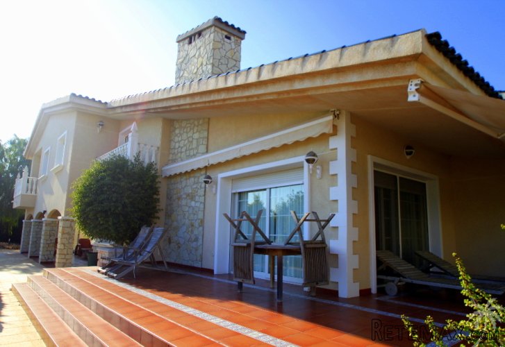 Beautiful detached villa located near the nature reserve in.. - 3