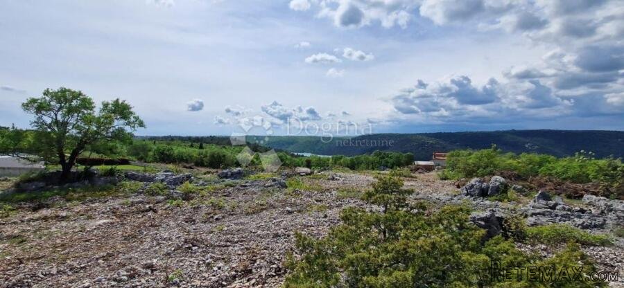 INVESTICIJA, GRAĐEVINSKO ZEMLJIŠTE NA MORU! Okolica Labina - 3