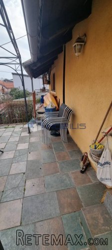 Zagreb, G.Dubrava - kuća sa tri stambene jedinice, blizina.. - 3