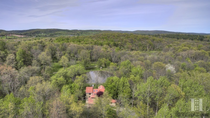 4 bedroom House For Sale: PRIVATE 5..