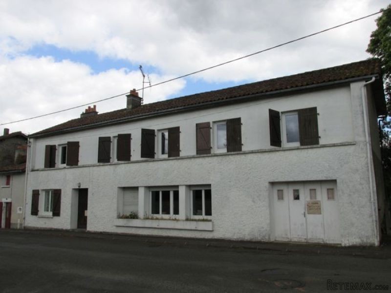 Large 5 Bed House