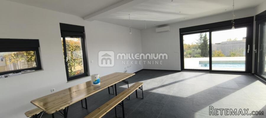 Otok Krk, Linardići, 200m2, samostojeća kuća s bazenom - 10