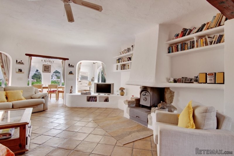 4-Bedroom villa within walking distance.. - 2