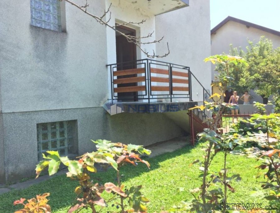 Varaždin, širi centar, obiteljska kuća 215 m2 - 2