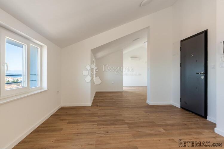 Odličan penthouse u blizini mora - 3