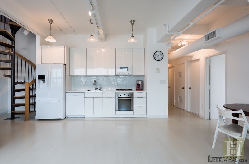 2 bedroom Apartment For Sale: 852..