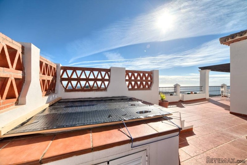 PENTHOUSE FOR SALE CALAHONDA - 2