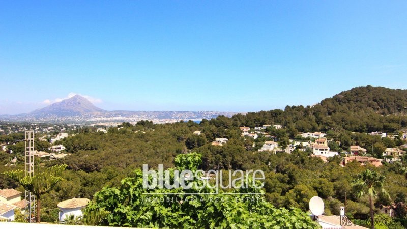 BEAUTIFUL VILLA WITH OPEN PANORAMIC VIEW - 2