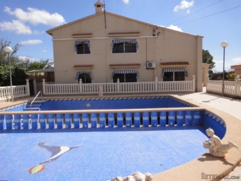 Large Villa In Elche - Torrellano -..