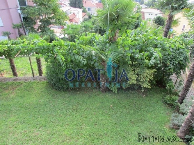 OPATIJA - kuća na okućnici od 1850 m2 - 2
