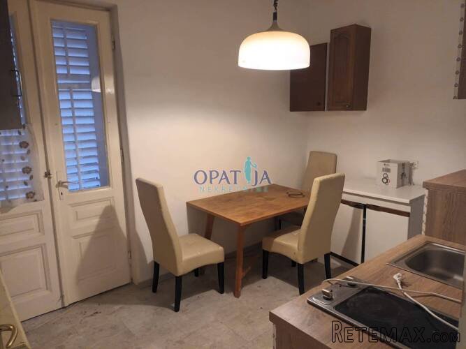 Opatija - Stan za radnike - dugoročni najam - 2