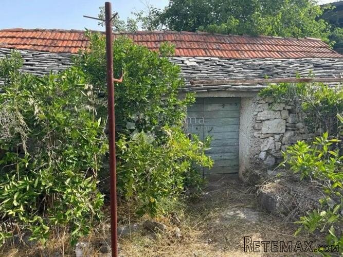 Građevinsko zemljište u Vinišću, 915 m2, 300m od mora - 3