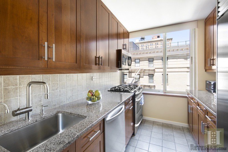 4 bedroom Apartment For Sale: 2373.. - 2