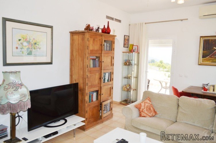 Modern, detached south facing villa with fabulous views.. - 6