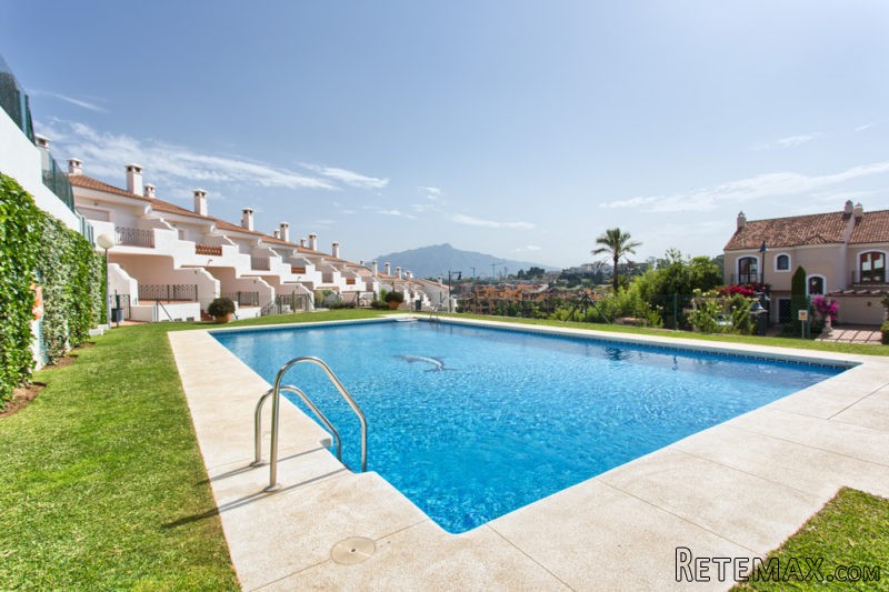 Townhouse For Sale In Estepona