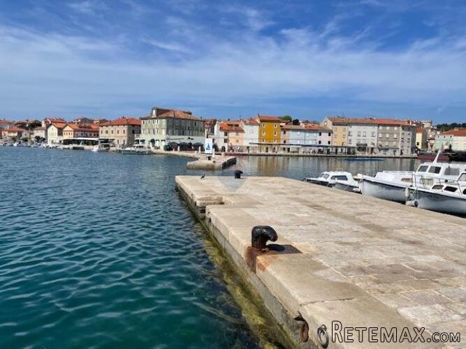 Cres,Grad Cres, autohtona kuća 65 m2, 150 m od gradske rive - 2