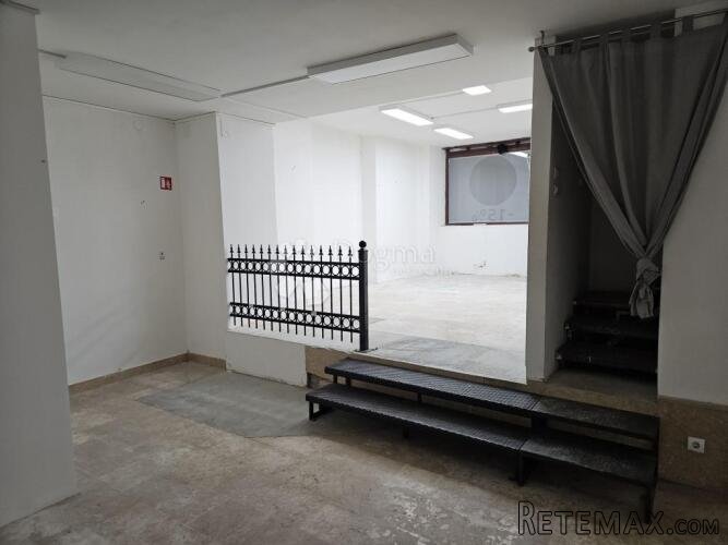 Centar - prizemlje - poslovni prostor na ferekventnoj loka - 3