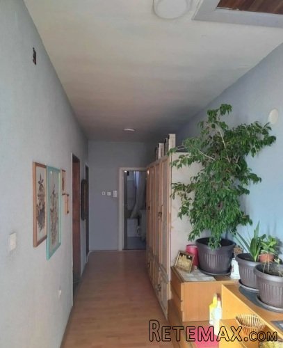 Prodajem kucu u Sefkerinu 200m2 - 3