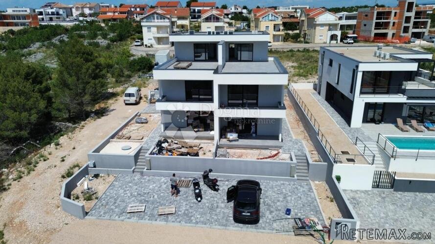 VODICE - PREDIVNI STAN U NOVOGRADNJI , TOP CIJENA - 3