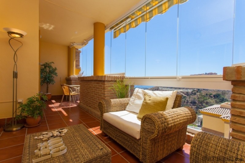 APARTMENT FOR SALE IN CALAHONDA