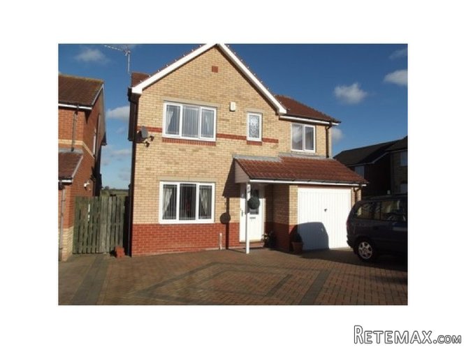 4 BEDROOM DETACHED HOUSE in Doncaster