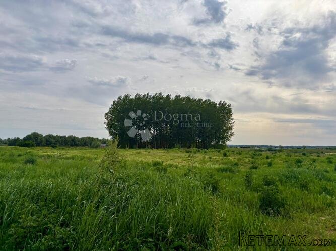 Zemljište 2087m² idealno za gradnju ili investiciju