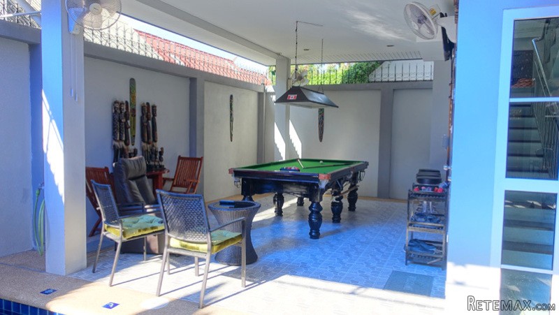 Near new 3 plus bedroom pool-property.. - 2