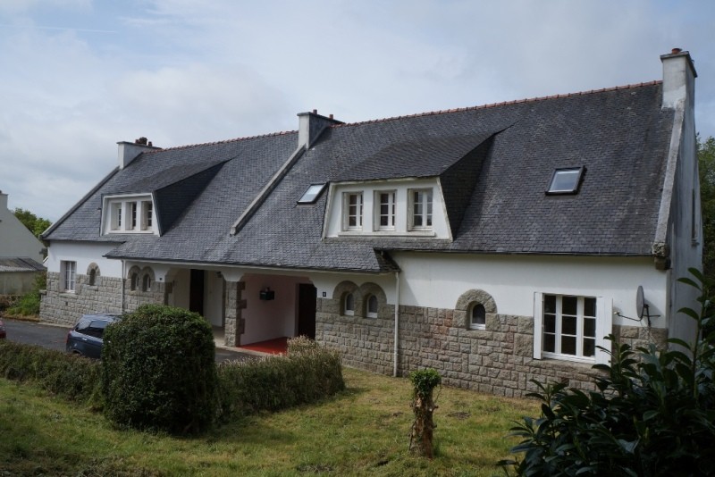 Nice Family Home, Edge of Village