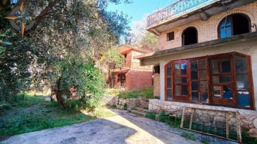 Dva objekta na jednoj parceli, Sutomore, 220.000Eur - 3