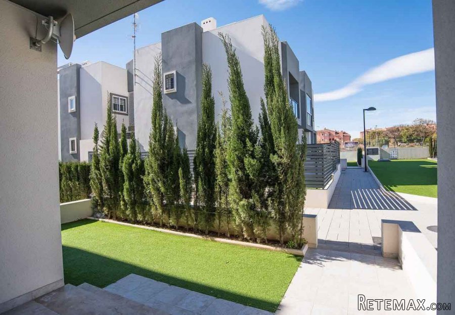 Se vende moderno apartamento de 65m2 en la avenida París.. - 4