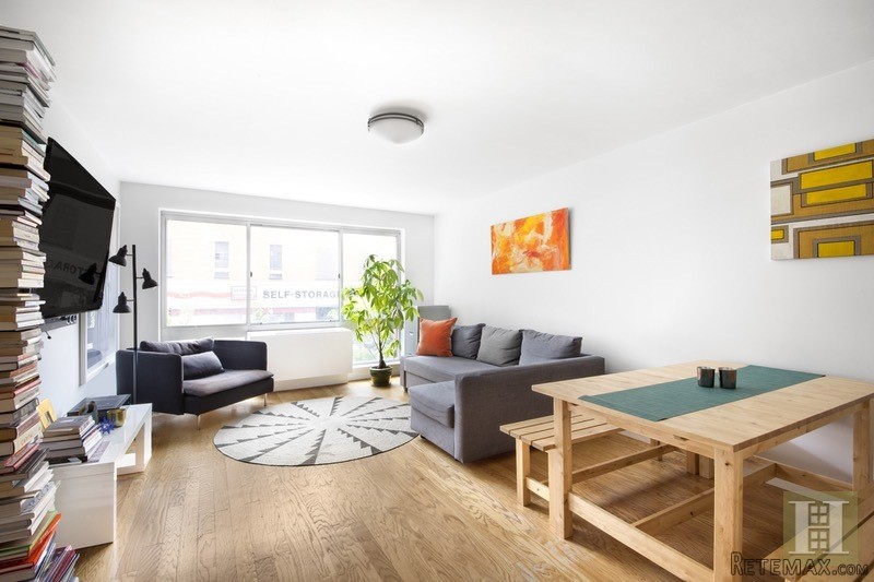 1 bedroom Apartment For Sale: 555 WEST..