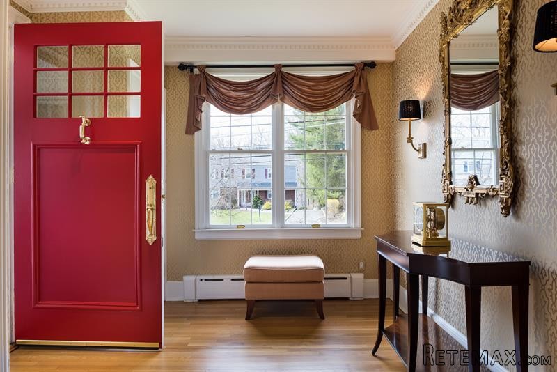 5 bedroom House For Sale: 64 Walworth.. - 2