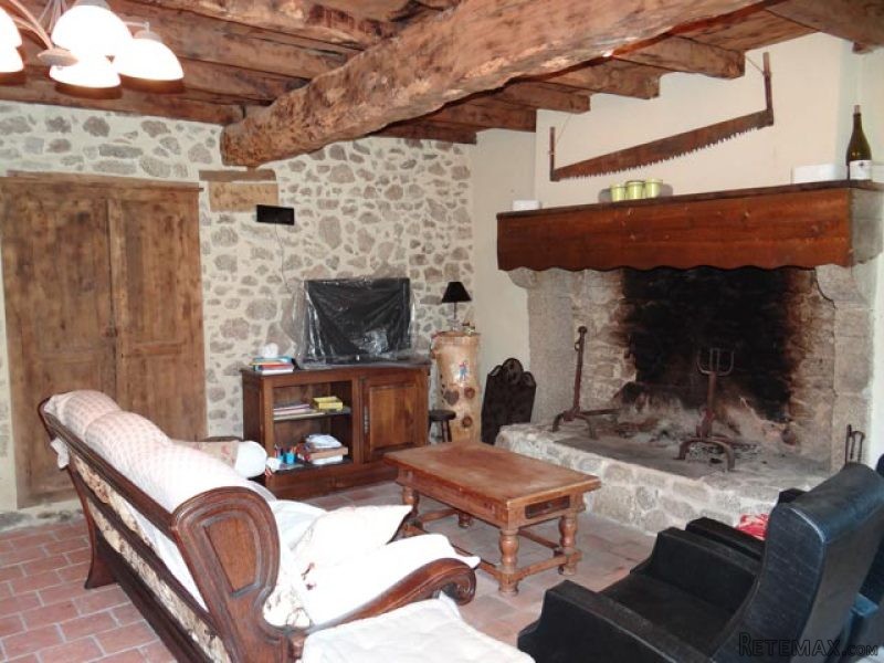 Farmhouse With Barn And Close To All.. - 2