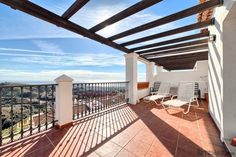 PENTHOUSE FOR SALE CALAHONDA
