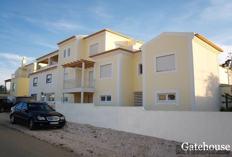 4 Beds Townhouse For Sale In Lagos..