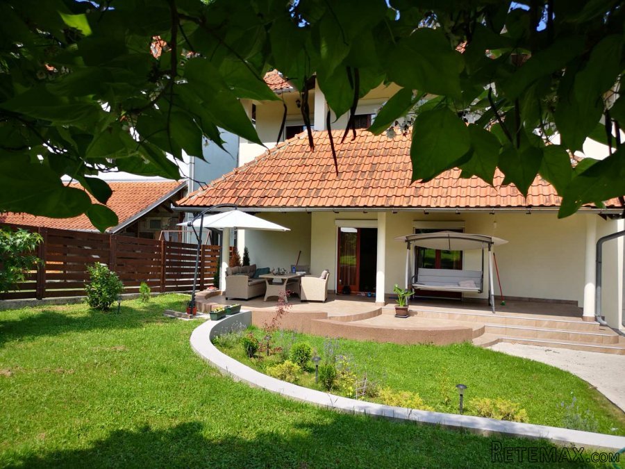 Poslovno-stambeni objekat - 12