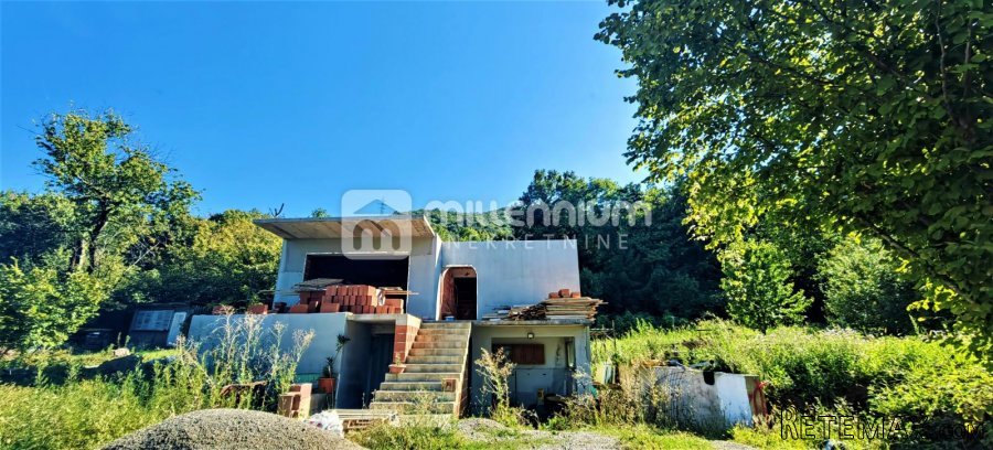Rukavac, 335m2, započeta gradnja kuće