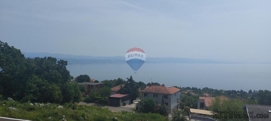OPATIJA-LOVRAN - građevinski teren za dozvolom