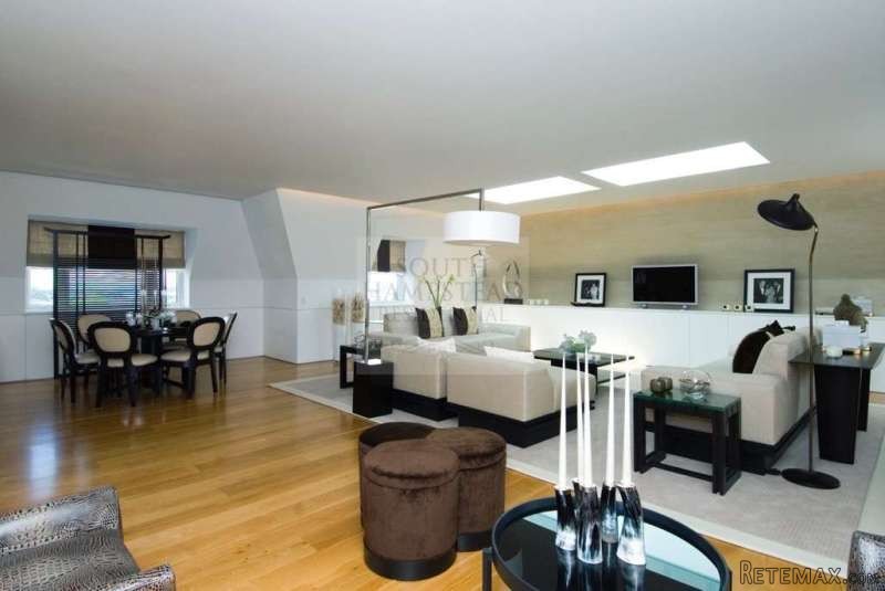 1104 Boydell Court - 2