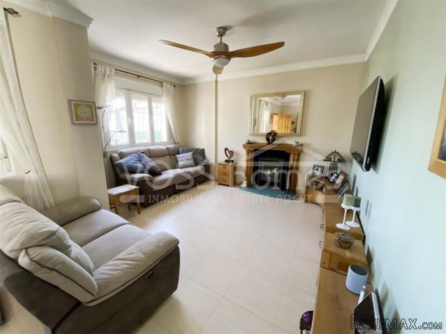 NEW & EXCLUSIVE LISTING TO VOSS HOMES - A spacious 3 bed.. - 20