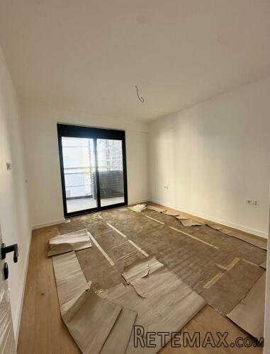 Dvosoban stan lux, Bar, 215.000Eur - 3