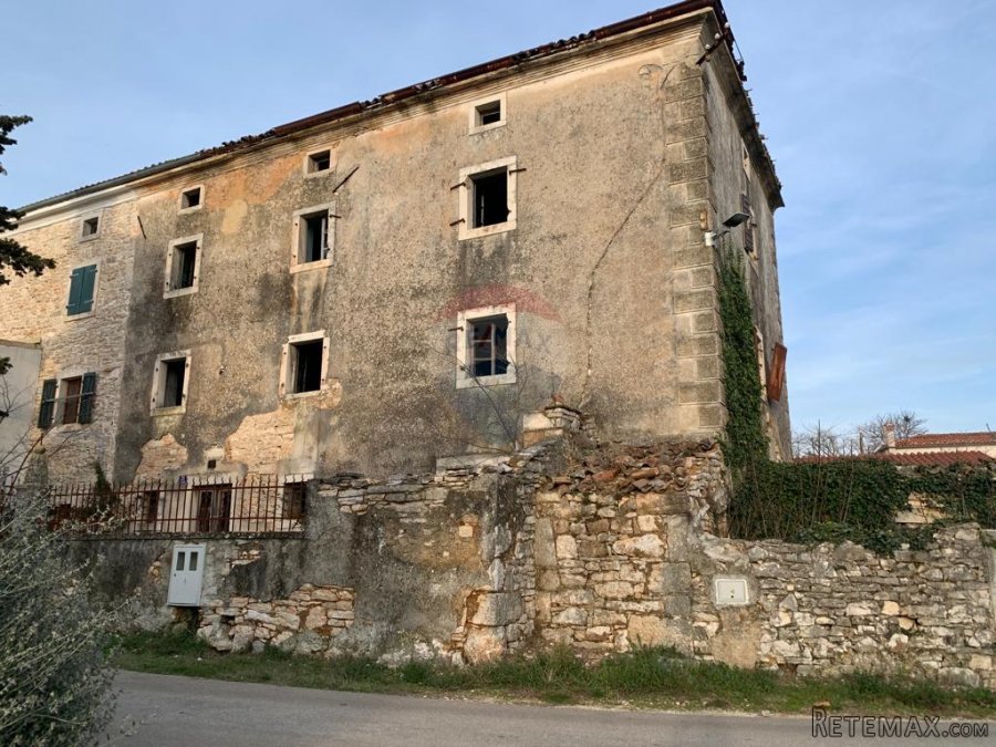 Istra, Barban, lijepa autohtona starina na tri etaže - 3