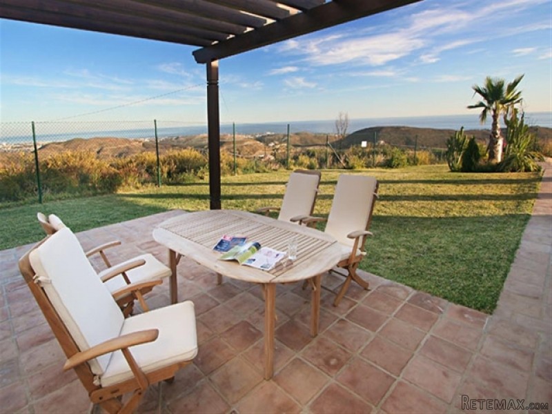 Excellent 6 Bedroom Villa For Sale In.. - 2