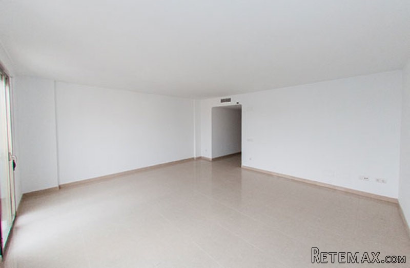3 Bedroom Apartment in Xalo, Costa.. - 2