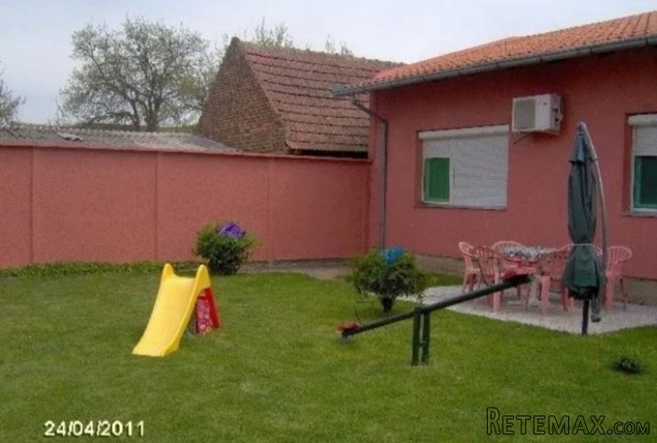 Prodajem dve kuce na istom placu Vrsac-Pavlis - 6