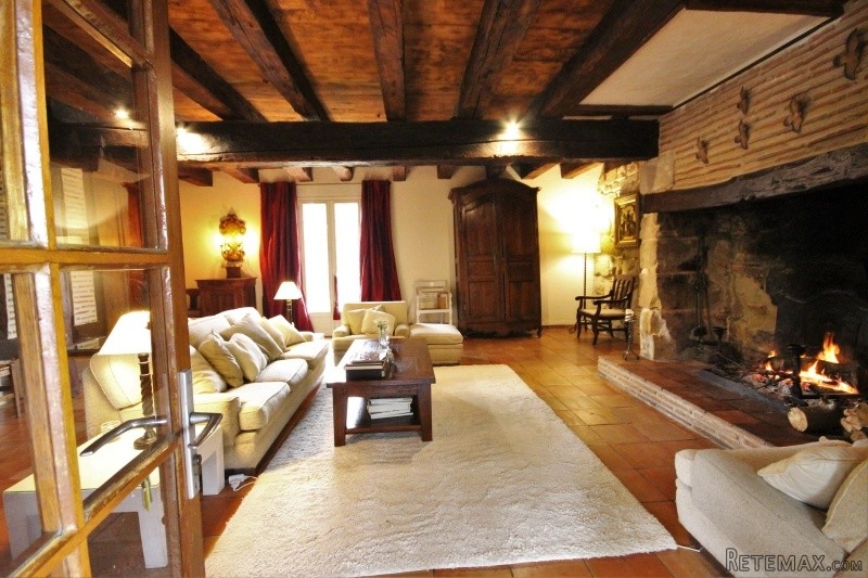 Sympathetically renovated 16th Century.. - 2