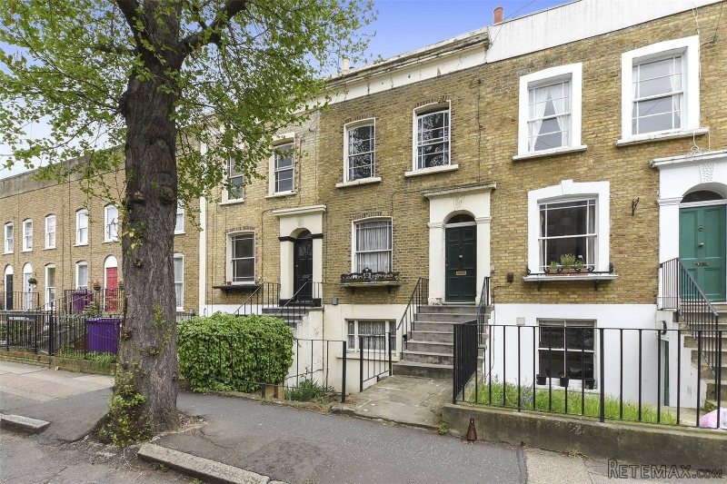4 Bedroom House, Freehold